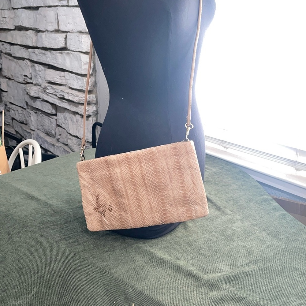 Vintage clutch